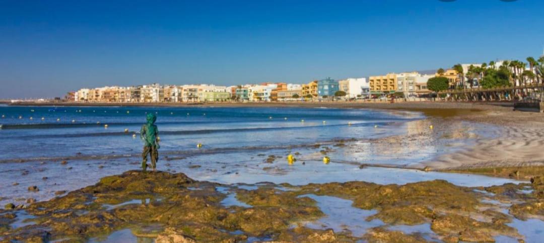 Home2Book Stylish Apartment Arinaga Beach Buitenkant foto
